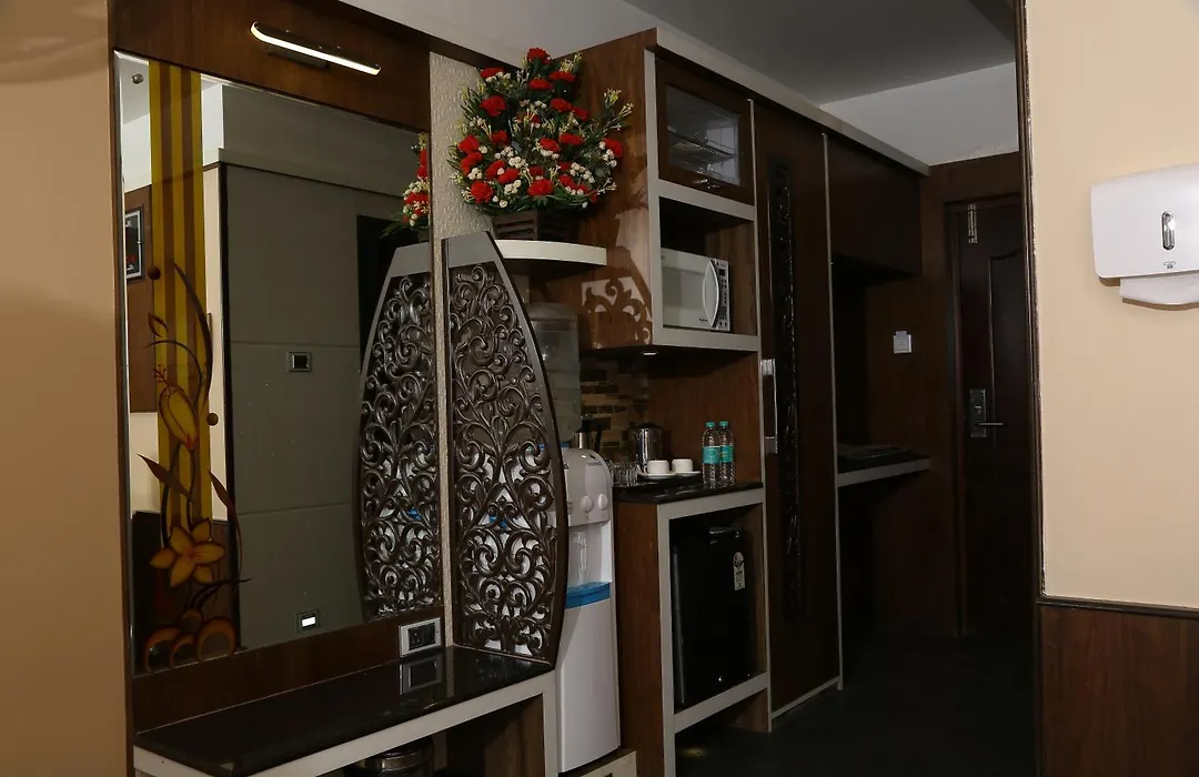 Beverly Villa-1